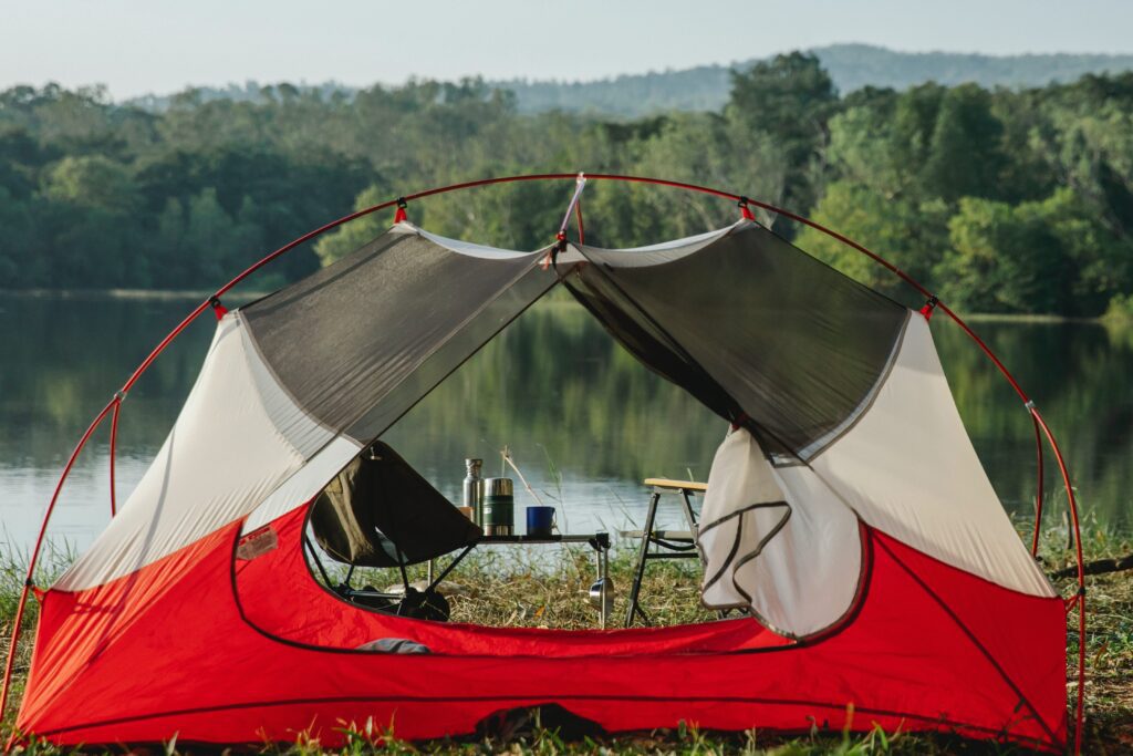 Descubre las ventajas de contar con una mesa de camping plegable